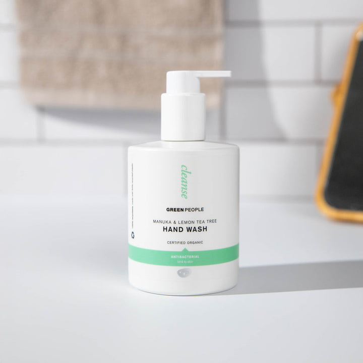 Green People - Manuka Lemon Tea Tree Antibacterial Handwash 300ml