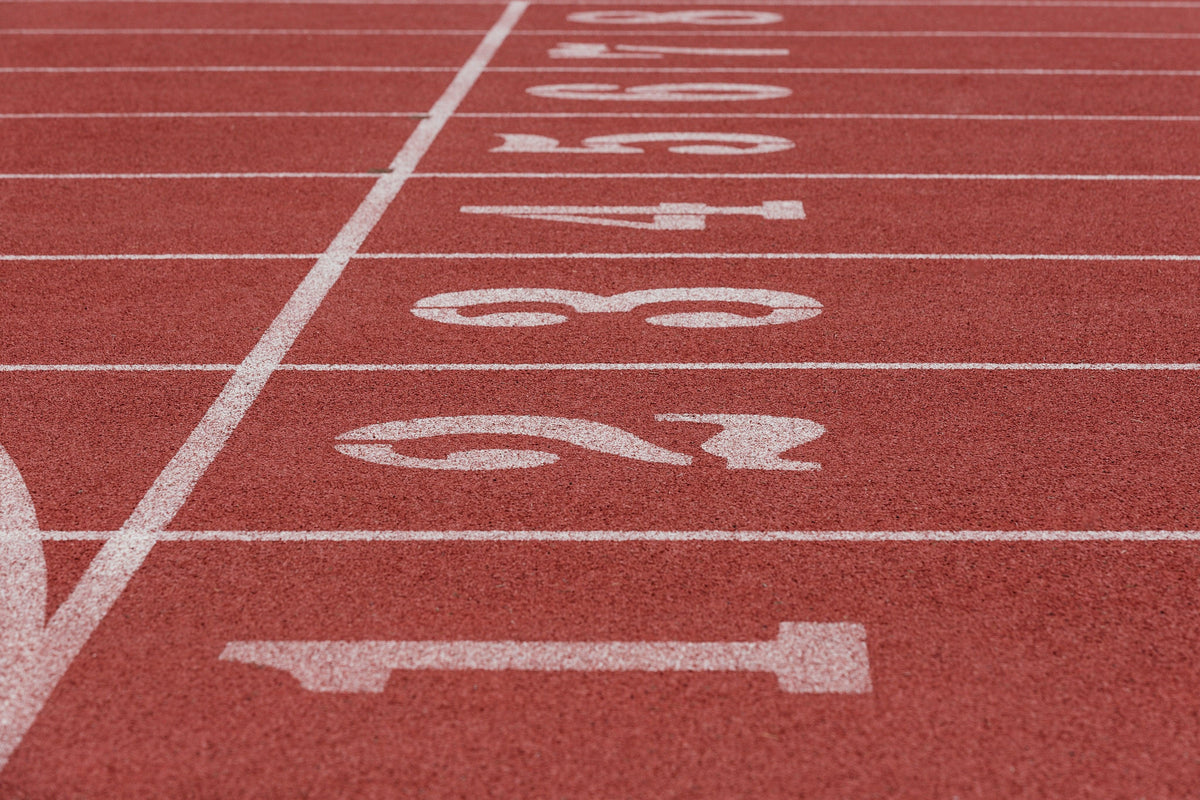 Track markers used to structure a repeatable hybrid training rehearsal