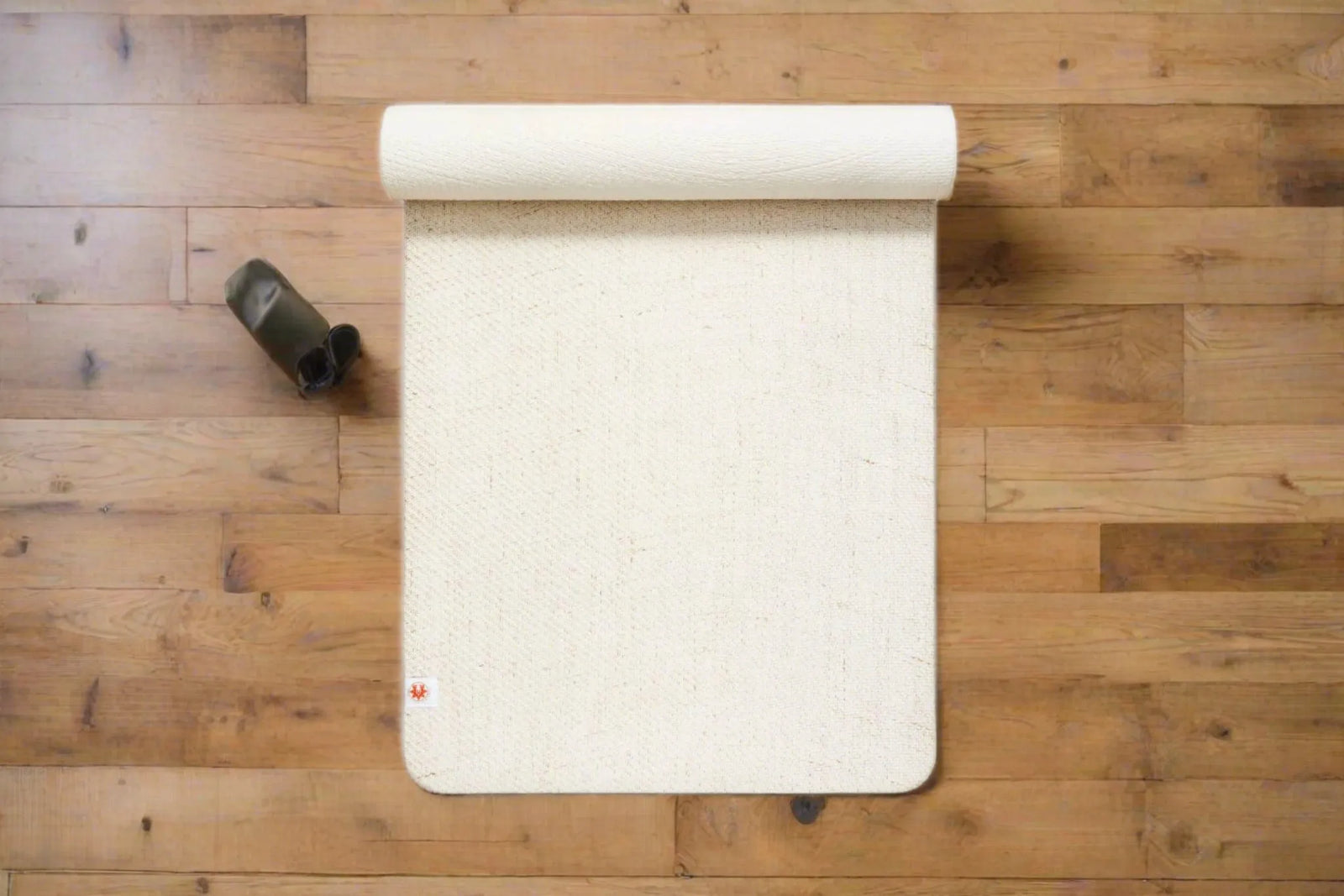 Complete Unity Yoga - CompleteGrip™ Eco Friendly Yoga Mat - Eco Natural 4mm - Ready Sweat Go